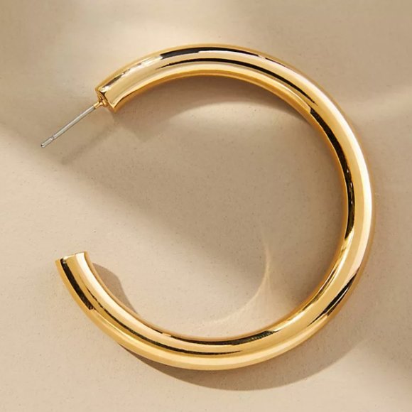 NEW~ Anthropologie Gold Tube Hoop Earrings - Picture 2 of 10